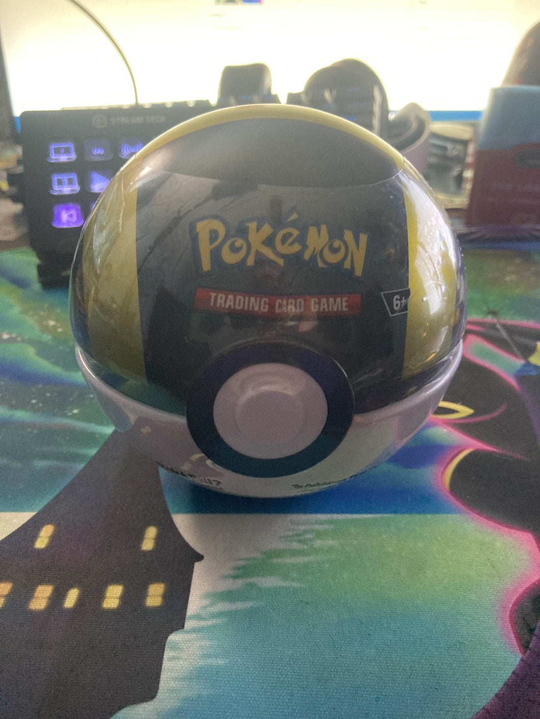 Ultra Ball  (comes with 3 packs)